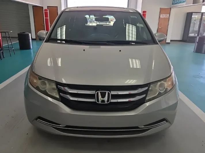 Used 2014 Honda Odyssey EX-L image 3