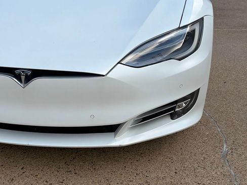 Used 2019 Tesla Model S Performance AWD/4WD image 18