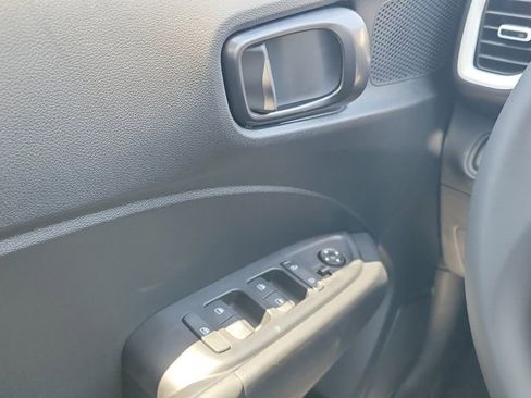 New 2026 Hyundai Venue SEL FWD image 19