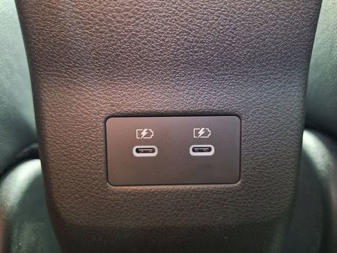 New 2026 Nissan Kicks SR FWD image 26