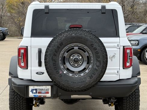 New 2025 Ford Bronco Badlands image 31