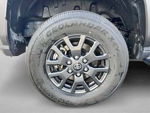 Used 2025 Toyota 4Runner SR5 image 26