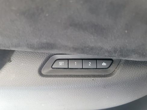 Used 2016 Cadillac Escalade ESV Premium AWD/4WD image 32