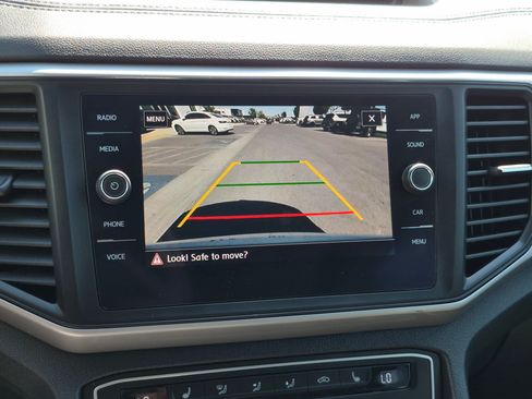 Used 2021 Volkswagen Atlas SE w/ Panoramic Sunroof Package AWD/4WD image 26