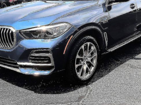 Used 2022 BMW X5 xDrive45e AWD/4WD image 10