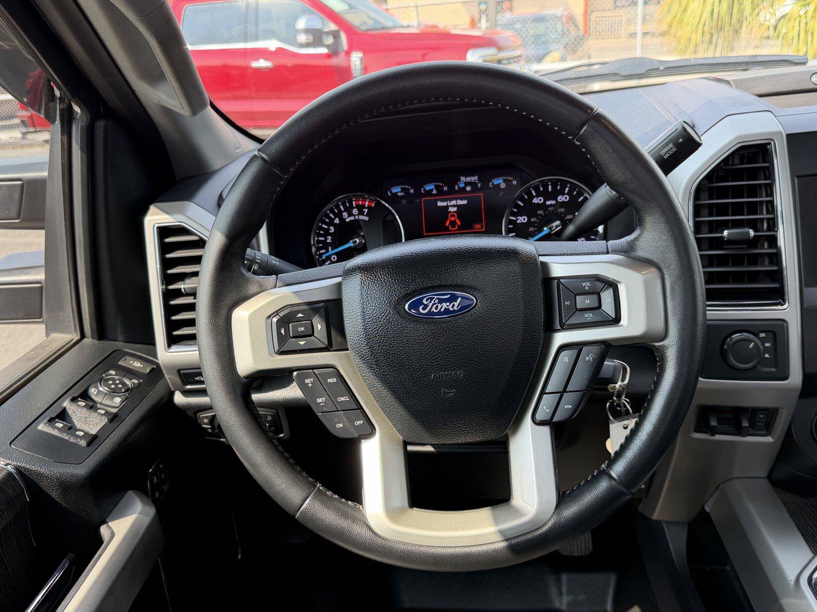 Used 2021 Ford F350 Lariat w/ Chrome Package AWD/4WD image 21
