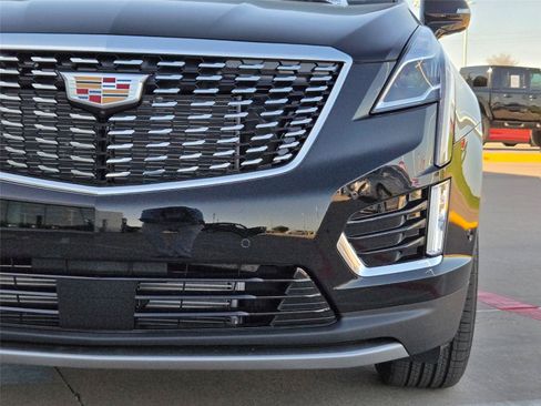 New 2026 Cadillac XT5 Premium Luxury w/ Driver Assist Package FWD image 6