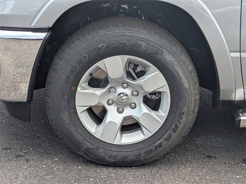 New 2025 RAM 1500 Big Horn image 12