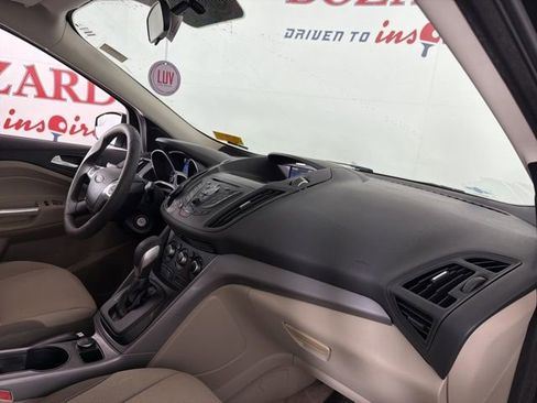 Used 2015 Ford Escape SE FWD image 17