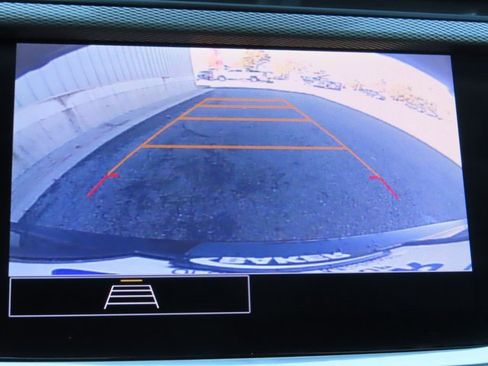 Used 2022 Buick Encore GX Select w/ Sport Touring Package image 5