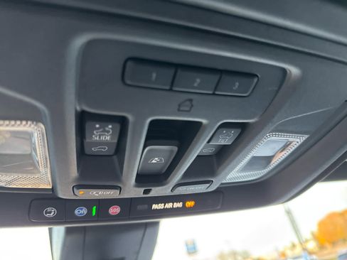 Used 2020 Chevrolet Silverado 2500 High Country w/ Technology Package image 30