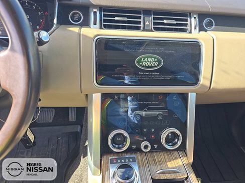 Used 2019 Land Rover Range Rover HSE AWD/4WD image 10