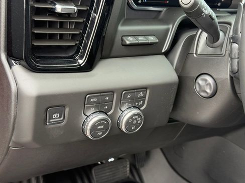 New 2026 GMC Sierra 1500 AT4 w/ AT4 Premium Package image 16