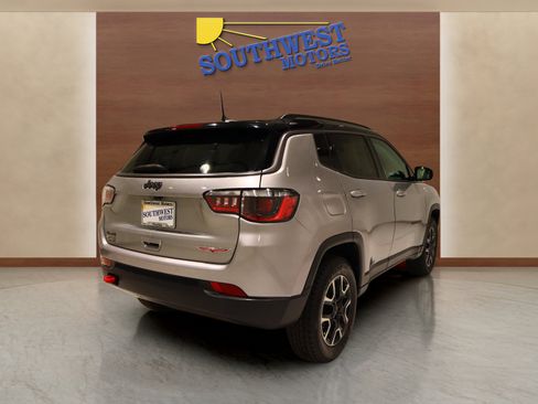 Used 2019 Jeep Compass Trailhawk w/ Leather Interior Group image 7