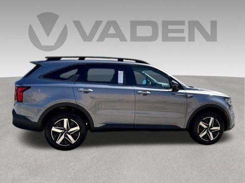 Used 2022 Kia Sorento S AWD/4WD image 25