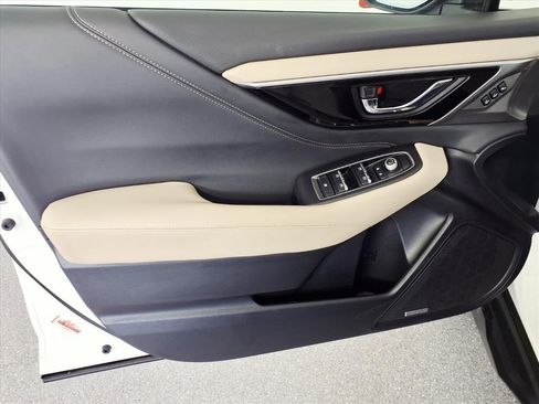 Used 2021 Subaru Outback Limited image 16