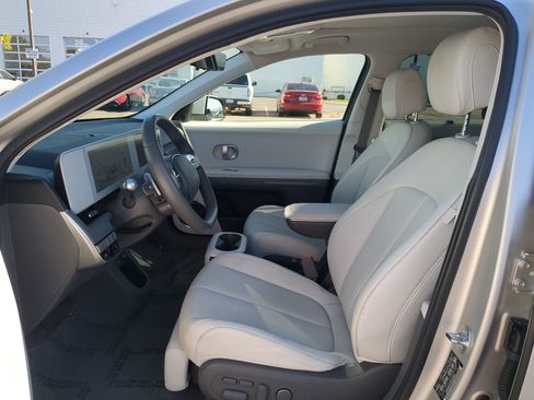 Used 2024 Hyundai Ioniq 5 Limited AWD/4WD image 17