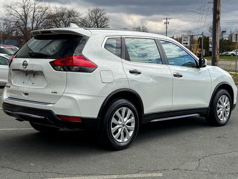 Used 2017 Nissan Rogue S AWD/4WD image 4