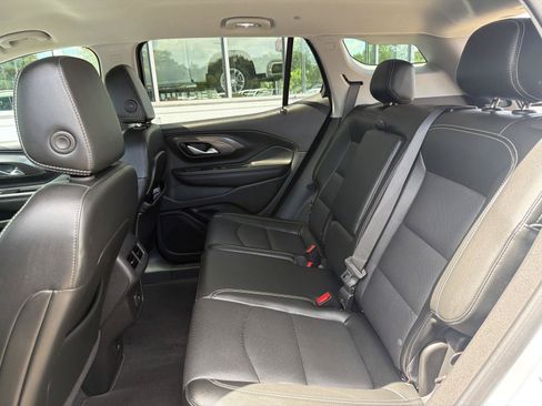 Used 2023 GMC Terrain SLT AWD/4WD image 37