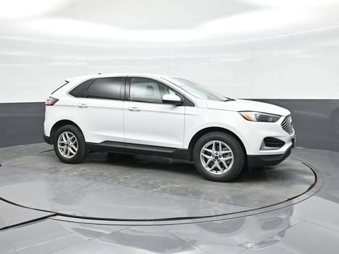 Certified 2024 Ford Edge SEL AWD/4WD image 9