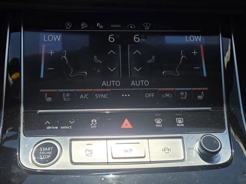 Used 2023 Audi Q7 3.0T Prestige AWD/4WD image 19