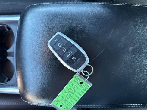 Used 2019 Dodge Charger SXT image 48