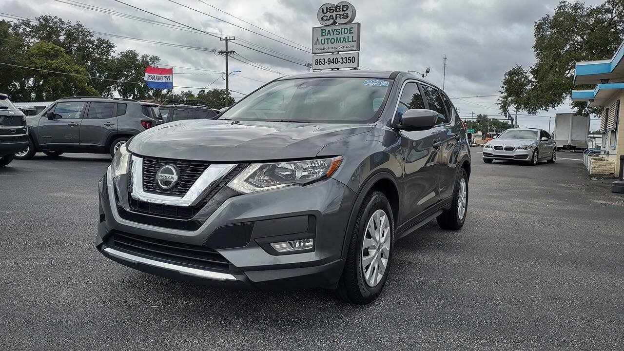 Used 2020 Nissan Rogue S FWD image 1