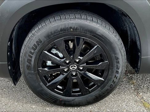 Used 2024 MAZDA CX-50 AWD 2.5 S w/ Preferred Package image 12