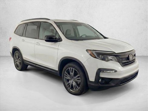 Used 2022 Honda Pilot Sport image 3