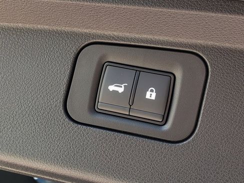 New 2025 Nissan Armada PRO-4X w/ Pro-4X Premium Package AWD/4WD image 9