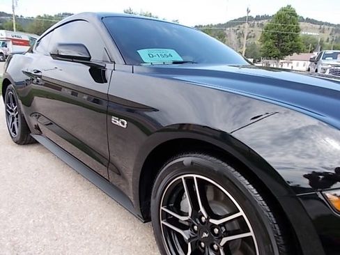 Used 2023 Ford Mustang GT Premium image 34