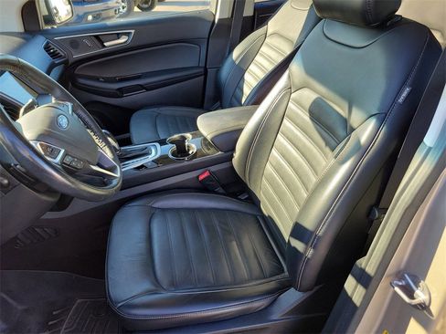 Used 2018 Ford Edge SEL w/ Equipment Group 201A image 39