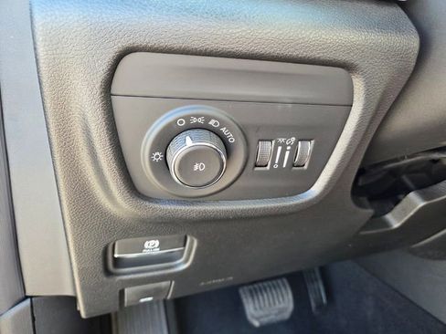 New 2026 Jeep Grand Cherokee Limited w/ Limited Altitude Package RWD image 21