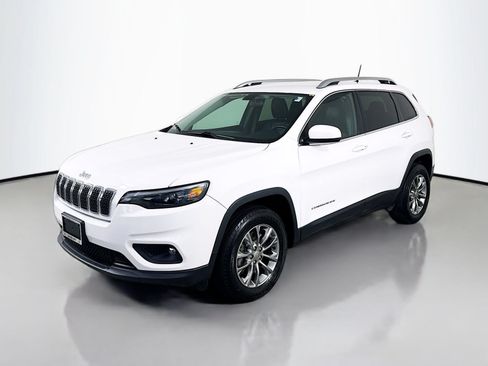 Used 2020 Jeep Cherokee Latitude Plus w/ Cold Weather Group AWD/4WD image 1