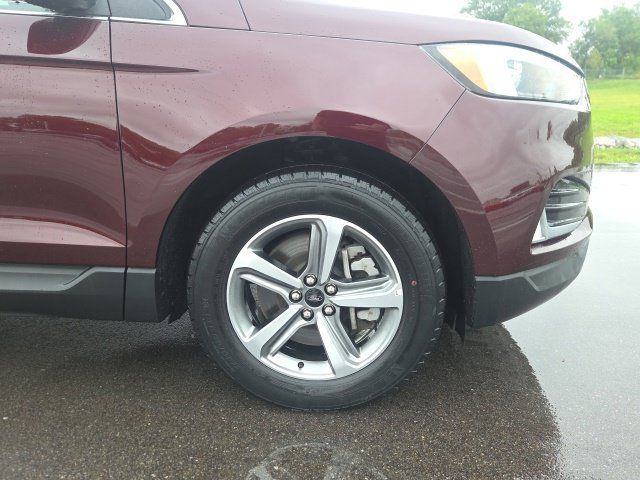 Used 2023 Ford Edge SEL w/ Convenience Package AWD/4WD image 4