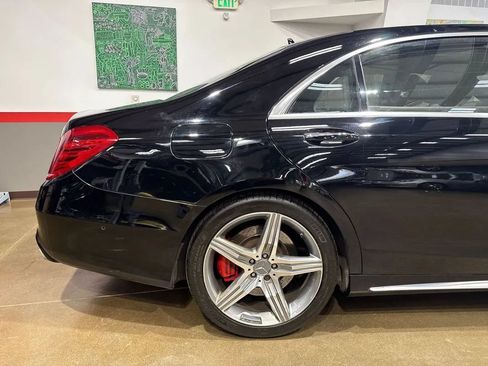 Used 2014 Mercedes-Benz S 63 AMG 4MATIC Sedan image 44