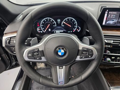 Used 2019 BMW 540i xDrive w/ M Sport Package AWD/4WD image 18