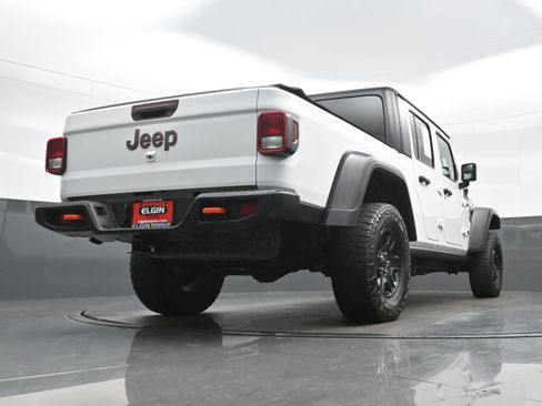 Used 2023 Jeep Gladiator Mojave w/ Trailer Tow Package AWD/4WD image 28