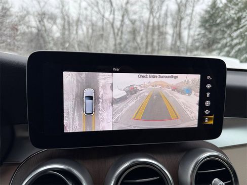 Used 2022 Mercedes-Benz GLC 300 4MATIC image 19