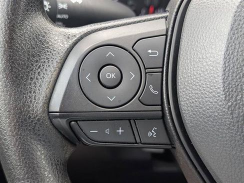 Certified 2022 Toyota RAV4 XLE image 17