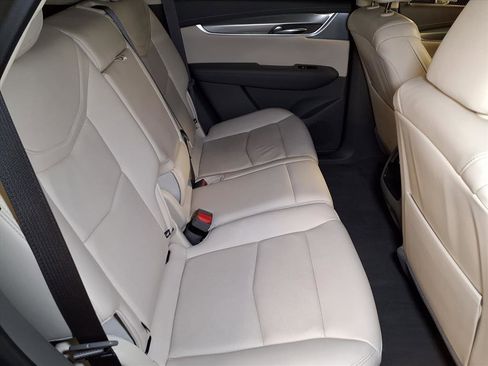 Certified 2025 Cadillac XT5 Premium Luxury image 20