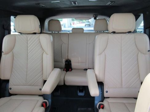 Used 2026 Cadillac Escalade IQ Sport 2 AWD/4WD image 33