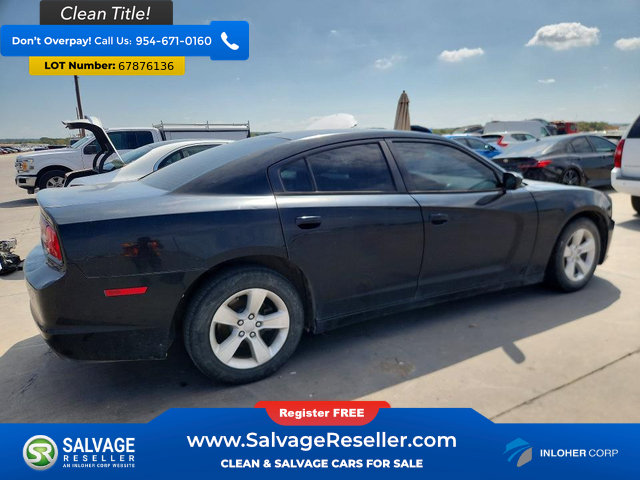 Used 2014 Dodge Charger SE RWD image 4