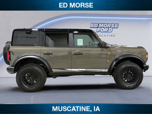 New 2025 Ford Bronco Badlands image 6