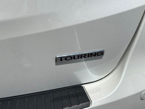 Used 2023 Honda Odyssey Touring image 5