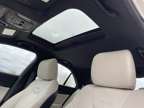 Used 2021 Cadillac CT4 Premium Luxury image 14