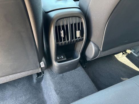Used 2025 Hyundai Kona SEL FWD image 22