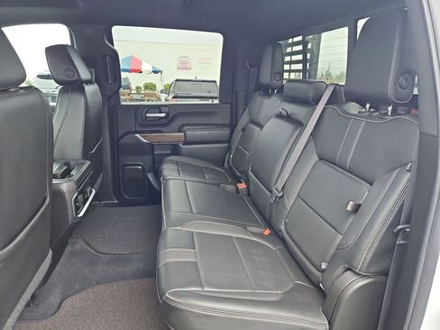 Used 2022 Chevrolet Silverado 3500 High Country w/ Z71 Off-Road Package image 23