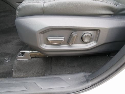 Used 2025 Toyota Tundra SR5 image 17