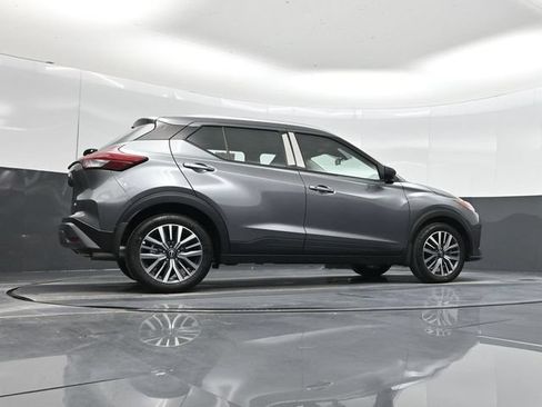 Used 2024 Nissan Kicks SV FWD image 47